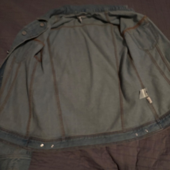 Outerknown oversized light wash denim jean jacket execellent condition - Picture 7 of 9